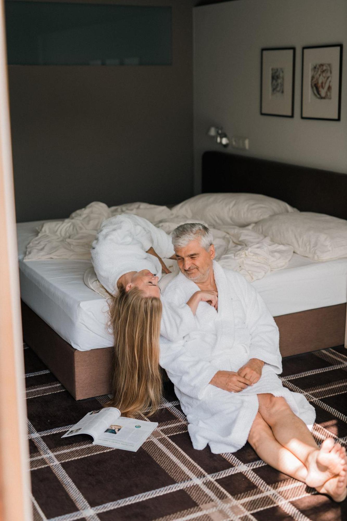 Hotel Split Kadaň Dış mekan fotoğraf